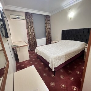 Phòng Tiêu chuẩn, 1 giường đơn lớn, hút thuốc, quang cảnh thành phố | Quang cảnh từ phòng