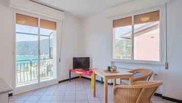 Fernseher