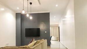 Interior - Greedy Five (Kigali)