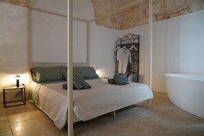 1 chambre, matelas mémoire de forme, Wi-Fi gratuit, draps fournis