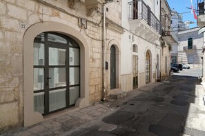 Classic House | Street view - Il Biancospino - Arcuève (Ostuni)
