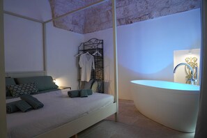 1 chambre, matelas mémoire de forme, Wi-Fi gratuit, draps fournis