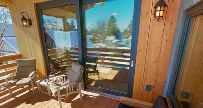 Bozeman Treehouse Retreat