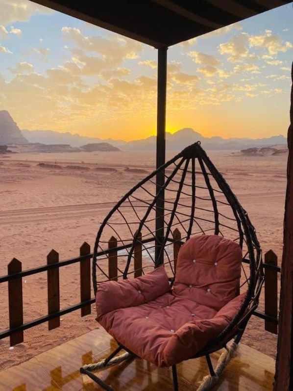 Luxury Quadruple Room, 1 Bedroom, Private Bathroom, Mountain View | Beach/ocean view - Salem Bedouin camp (Wadi Rum)
