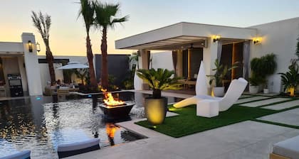 Romantic Private villa in Dead Sea