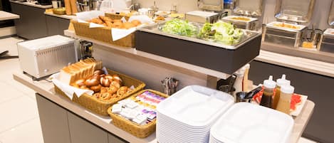 Free daily self-service breakfast