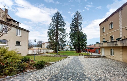 Belle maison de 2 chambres à.