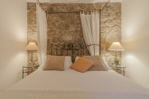 2 camere, ferro/asse da stiro, Wi-Fi gratuito, lenzuola