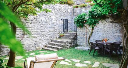 Loppia Secret Garden by Wonderful Italy