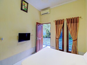 Unclassified image, 2 of 39, button - Ciung Wanara Guest House (Denpasar)