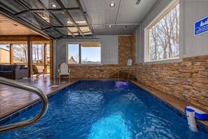 Piscina interna, piscina externa