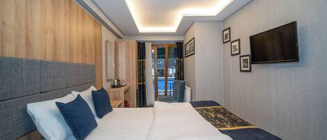 Habitació Deluxe, 1 dormitori, balcó, vistes a la ciutat | Vista des de l'habitació