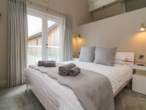 6 habitaciones, decoración personalizada y muebles diferentes