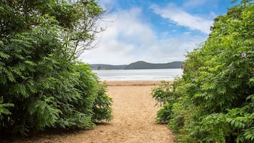 Playa en los alrededores