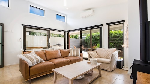 Rest - Pet Friendly with Outdoor Bath - 3 Mins Walk to Beach