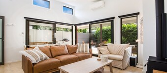 Rest - Pet Friendly with Outdoor Bath - 3 Mins Walk to Beach