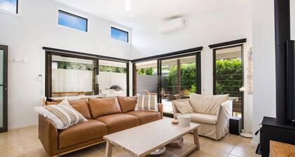 Rest - Pet Friendly with Outdoor Bath - 3 Mins Walk to Beach