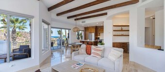 Palmilla House on Jack Nicklaus Golf Course!