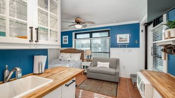 1 bedroom, iron/ironing board, WiFi, bed sheets