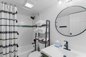 Combined shower/bathtub, hair dryer, towels, soap - Close to Main Street, Access to Nearby Ski Resorts; Private Patio! (Frisco)