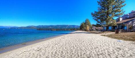 Condo, 5 habitaciones | Playa