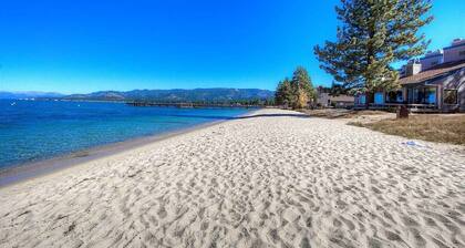 Sky Lake Splendor 5 Bedroom Condo by RedAwning