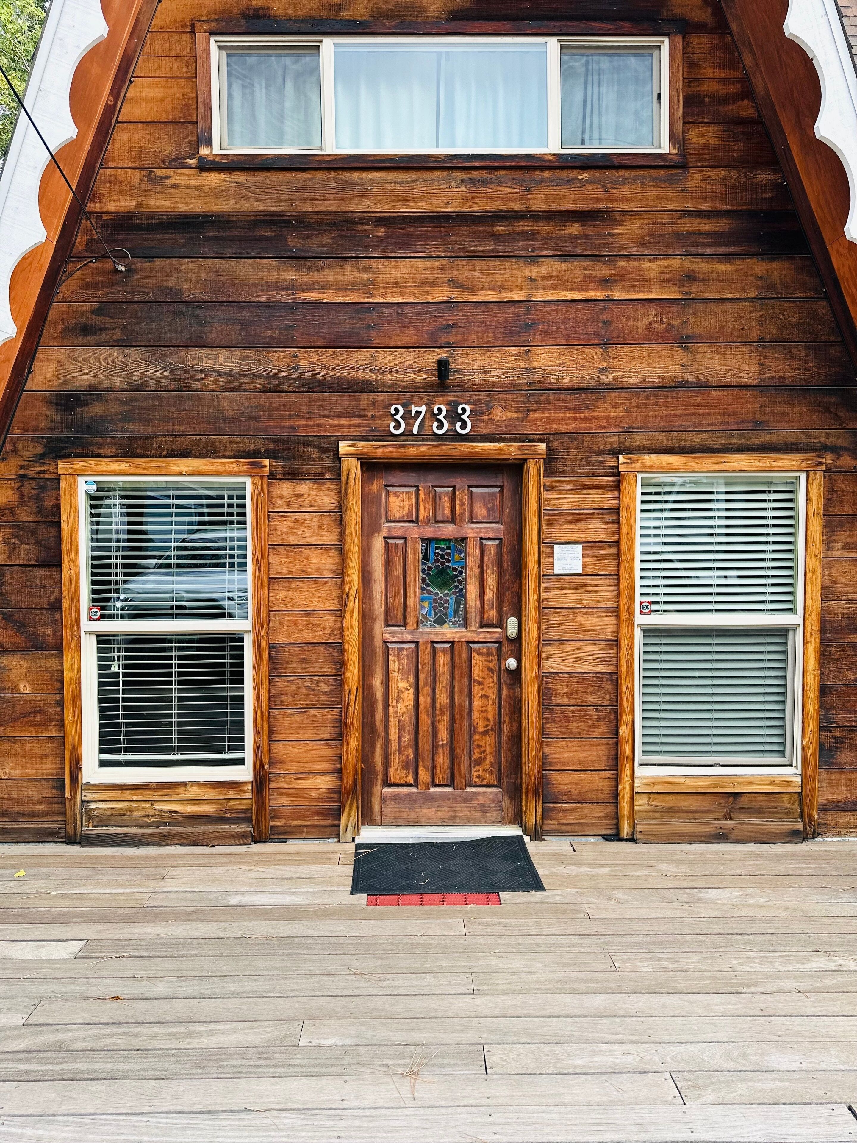 House, 4 Bedrooms | Exterior detail