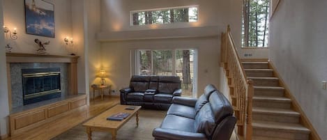 House, 3 Bedrooms | Living area