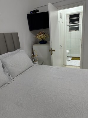 2 quartos, escrivaninha, ferros/tábuas de passar roupa, Wi-Fi