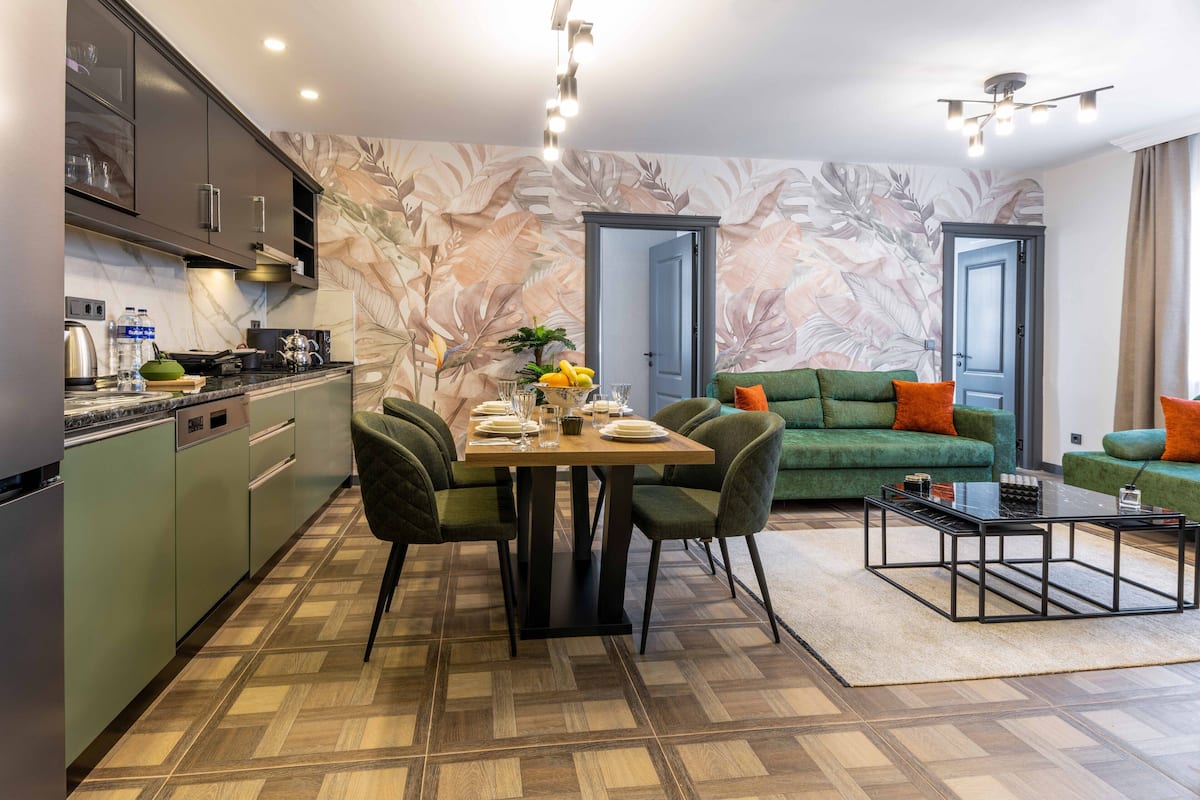 Family Apartment, 2 Bedrooms | Living area