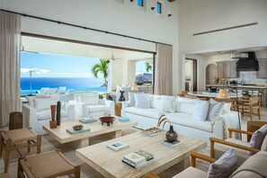 TV, fireplace, stereo