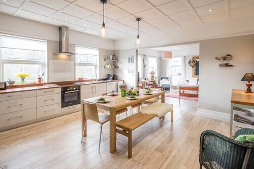 3 St Nicholas Court, Aldeburgh