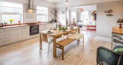 3 St Nicholas Court, Aldeburgh