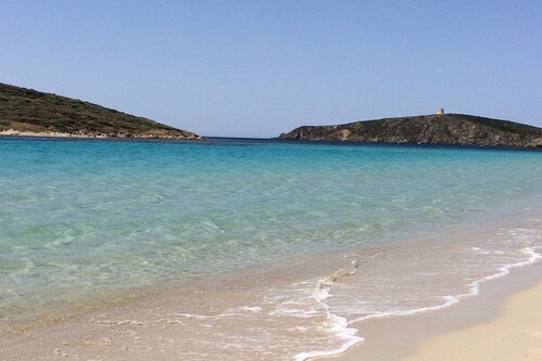 Appartamento Primo Piano Vista Mare in Villa Lolu , 15 Minuti a Piedi dal Mare