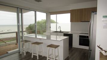 Frigorífic, forn, rentaplats i torradora