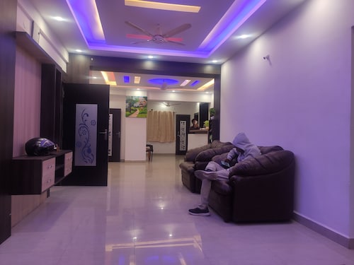 Beautiful 6 BHK flat with all amenities in Ranchi
