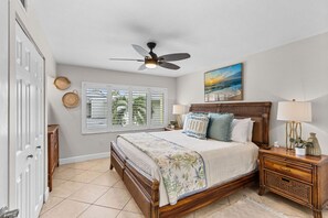 2 bedrooms, desk, iron/ironing board, travel cot - 6703 Midnight Pass RD · Siesta Key Condo, Heated Pool, Newly Renovated (Siesta Key)