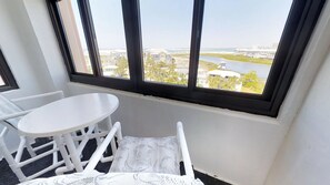 Interior - JETTY VIEW ENCLOSED BALCONY! 1 FREE BEACH CHAIR SET UP DAILY! (Destin)