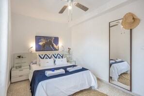 2 bedrooms, iron/ironing board, free WiFi, bed sheets