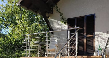 Chalet "Diff" 150m vom See entfernt, privater Garten und Wi-Fi