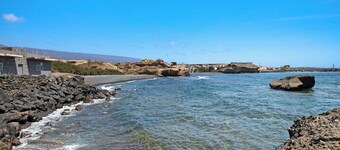 Vacation Home "Las Arenas Bajo" close to the Sea with Wi-Fi