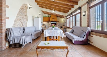 Holiday Home 'Mas Del Vedell' with Private Pool, Wi-Fi and Air Conditioning