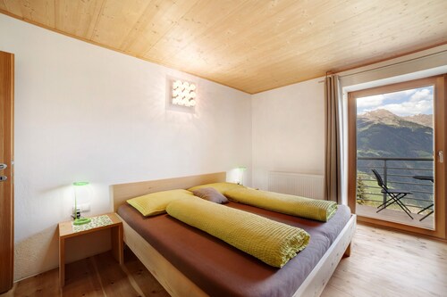 Apartment 'Joshof Bergblick' with Mountain View, Balcony and Wi-Fi