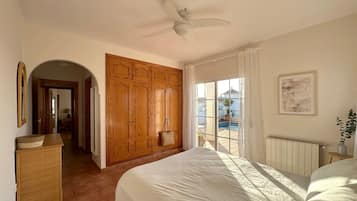 3 Schlafzimmer, Bügeleisen/Bügelbrett, kostenloses WLAN, Bettwäsche