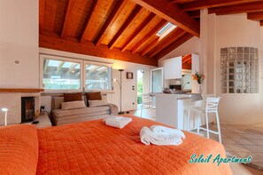 1 bedroom, free WiFi, bed sheets