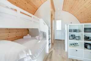 1 bedroom, individually decorated, individually furnished, free WiFi - Carlton Manor Pod 1 (Hull)