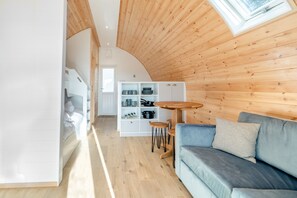 Living area - Carlton Manor Pod 1 (Hull)