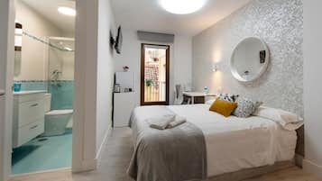 Habitación doble Grand, Terraza | Ropa de cama de alta calidad y edredón