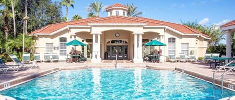 Outdoor pool, a heated pool