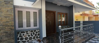 Sreekaryam luxury stay